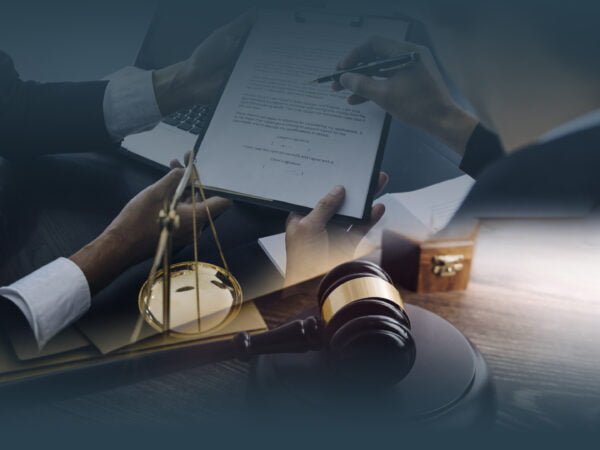 كيف تختار المستشار القانوني المناسب لشركتك!